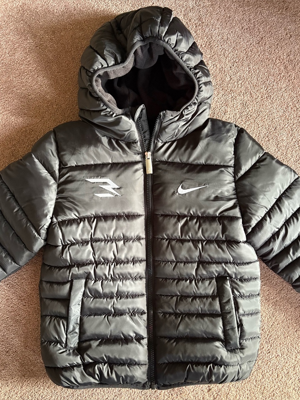 Nike Kids Boys Girls Winter puffer fleece lined warm jacket size small NWT